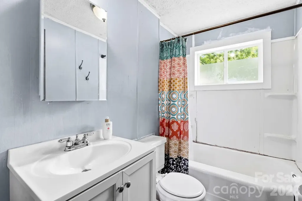 4 Mountain View Road Asheville NC 28805
