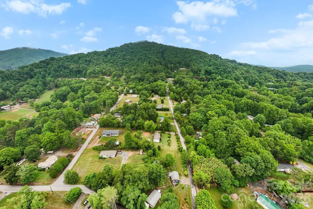 4 Mountain View Road Asheville NC 28805