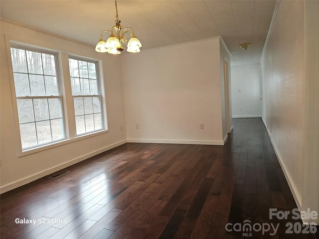 656 Water Street Bakersville NC 28705