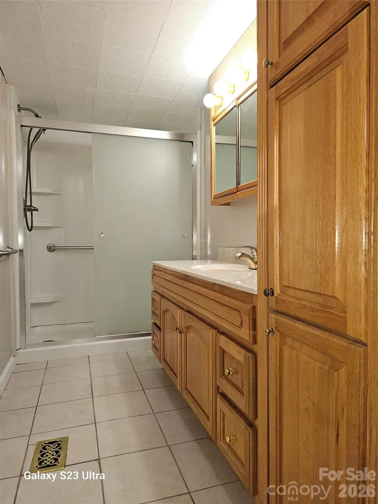 656 Water Street Bakersville NC 28705