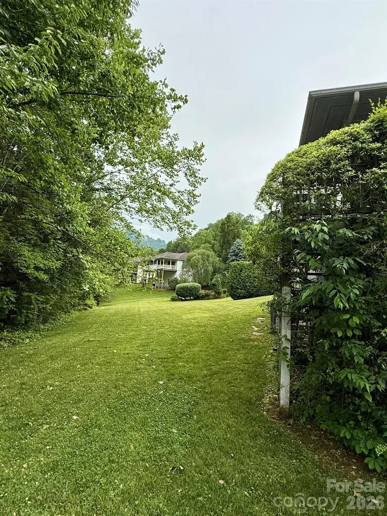 35 Talon Court Waynesville NC 28786