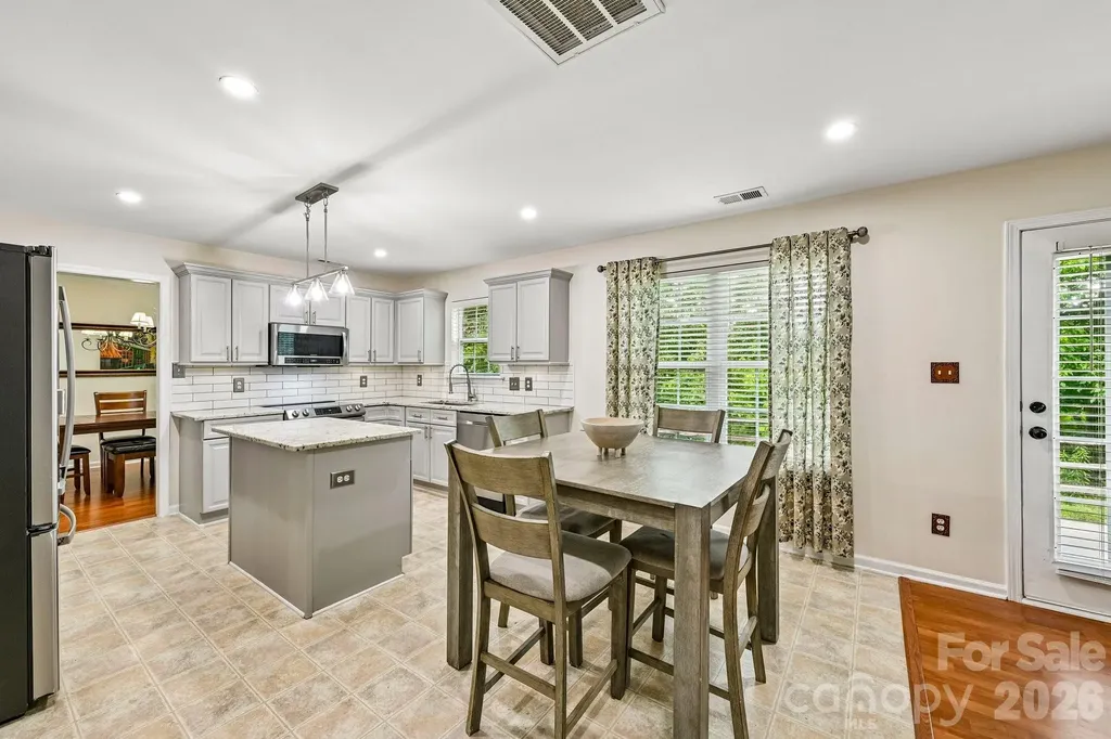 127 Elrosa Road Mooresville NC 28115