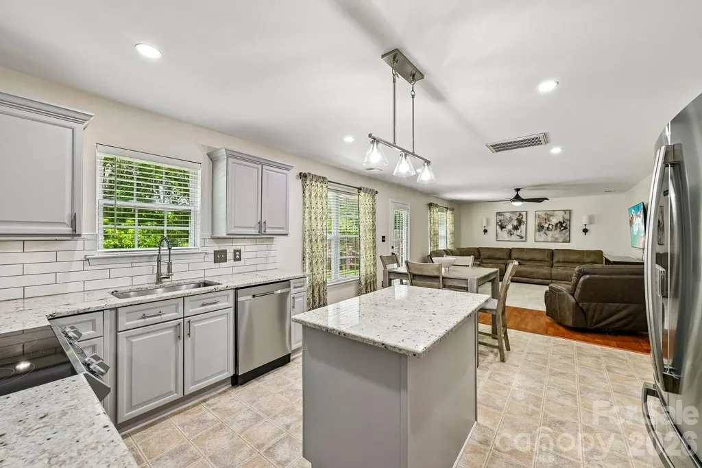 127 Elrosa Road Mooresville NC 28115