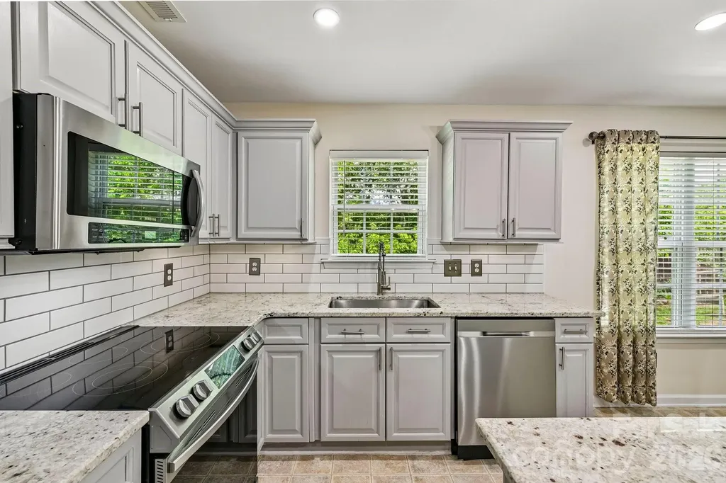 127 Elrosa Road Mooresville NC 28115