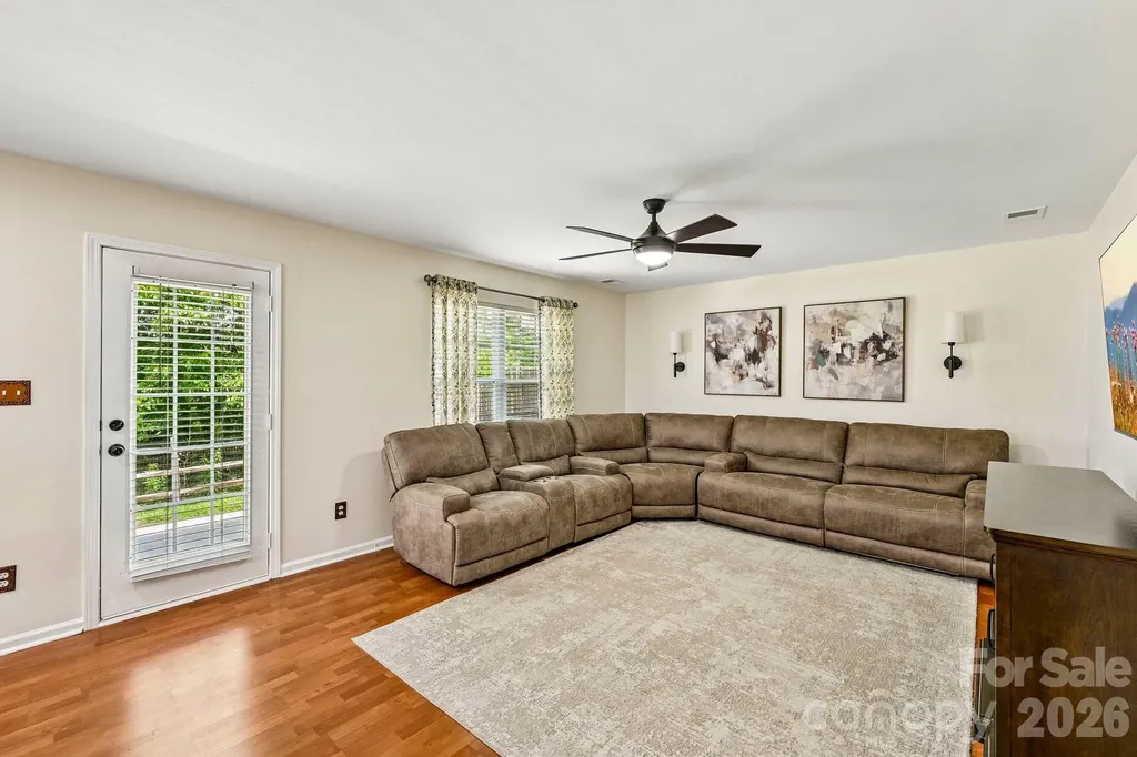 127 Elrosa Road Mooresville NC 28115