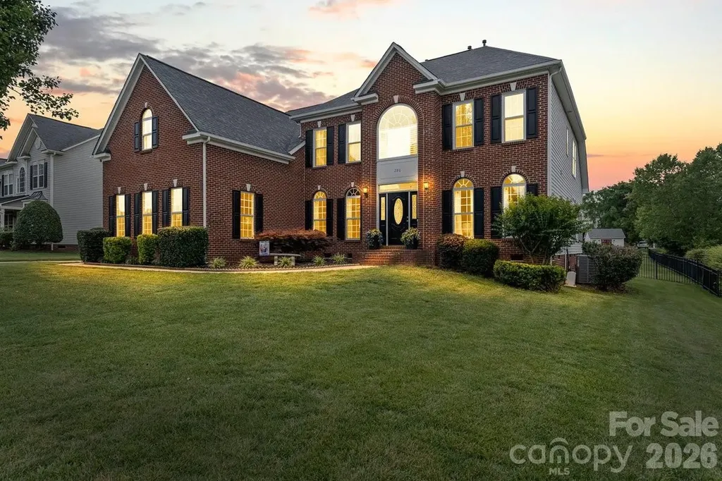 286 Corona Circle Mooresville NC 28117