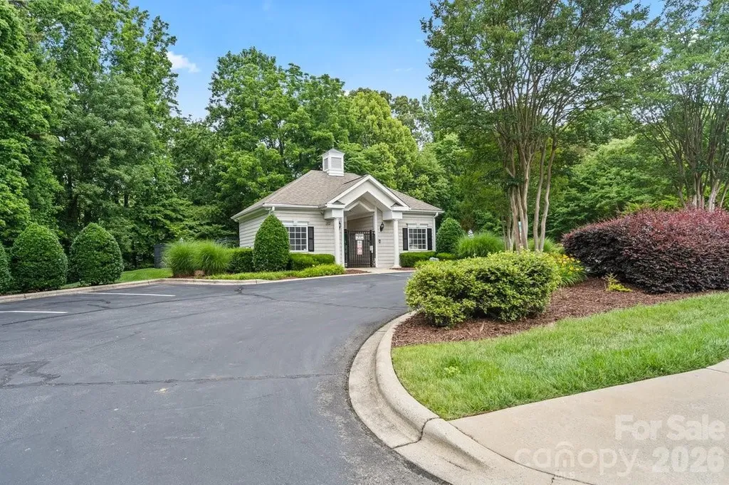 286 Corona Circle Mooresville NC 28117