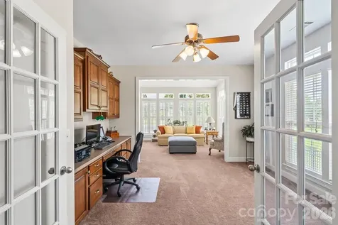 286 Corona Circle Mooresville NC 28117