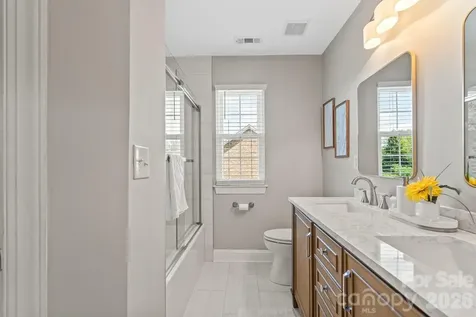 286 Corona Circle Mooresville NC 28117
