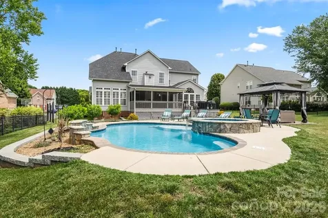 286 Corona Circle Mooresville NC 28117