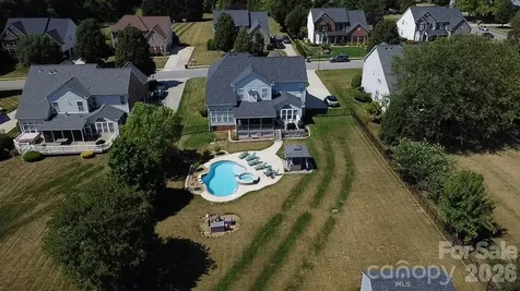 286 Corona Circle Mooresville NC 28117
