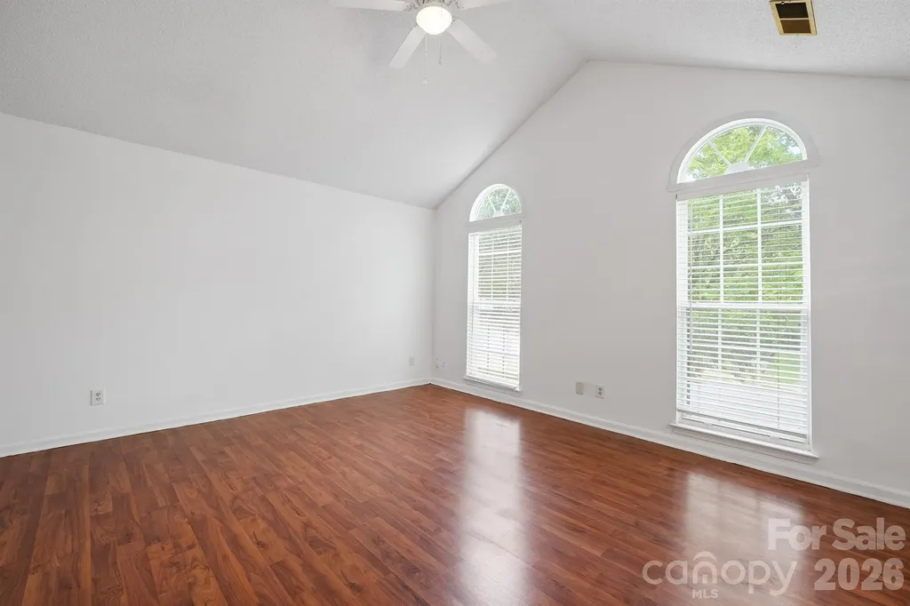 9426 Cantle Drive Charlotte NC 28216