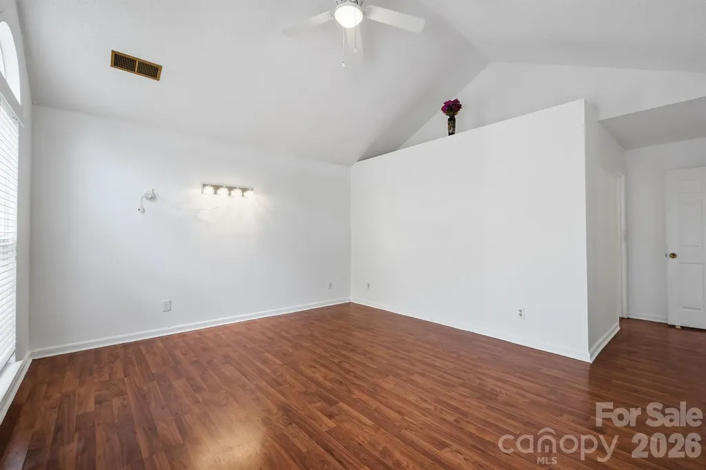 9426 Cantle Drive Charlotte NC 28216