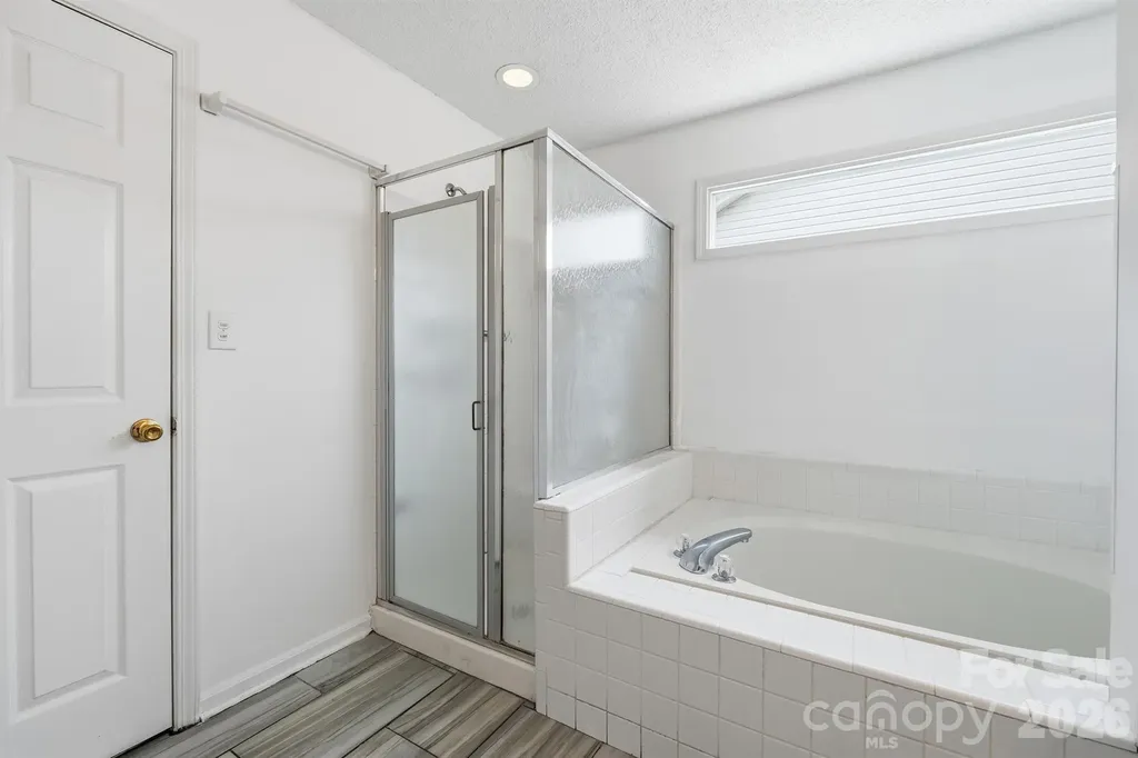 9426 Cantle Drive Charlotte NC 28216