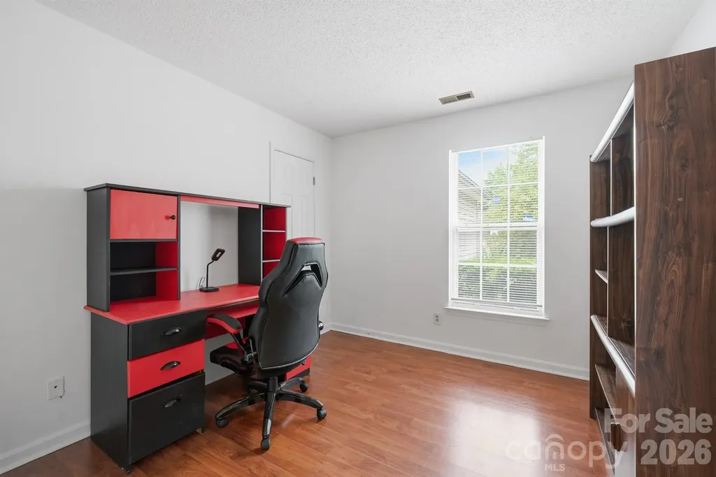 9426 Cantle Drive Charlotte NC 28216