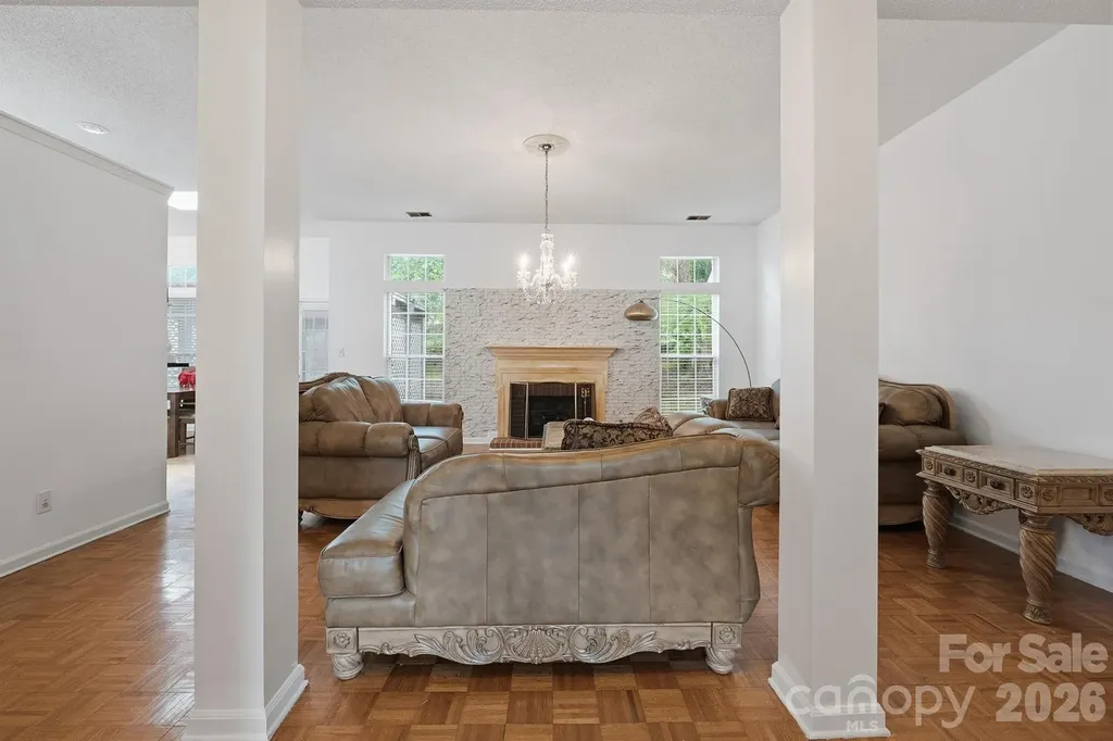 9426 Cantle Drive Charlotte NC 28216