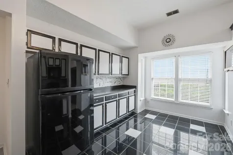 9426 Cantle Drive Charlotte NC 28216