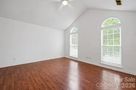 9426 Cantle Drive Charlotte NC 28216
