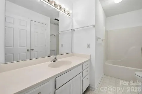 9426 Cantle Drive Charlotte NC 28216