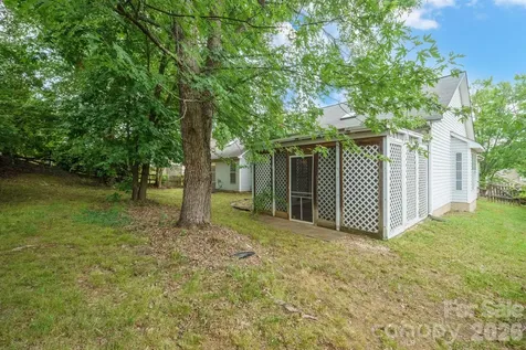 9426 Cantle Drive Charlotte NC 28216