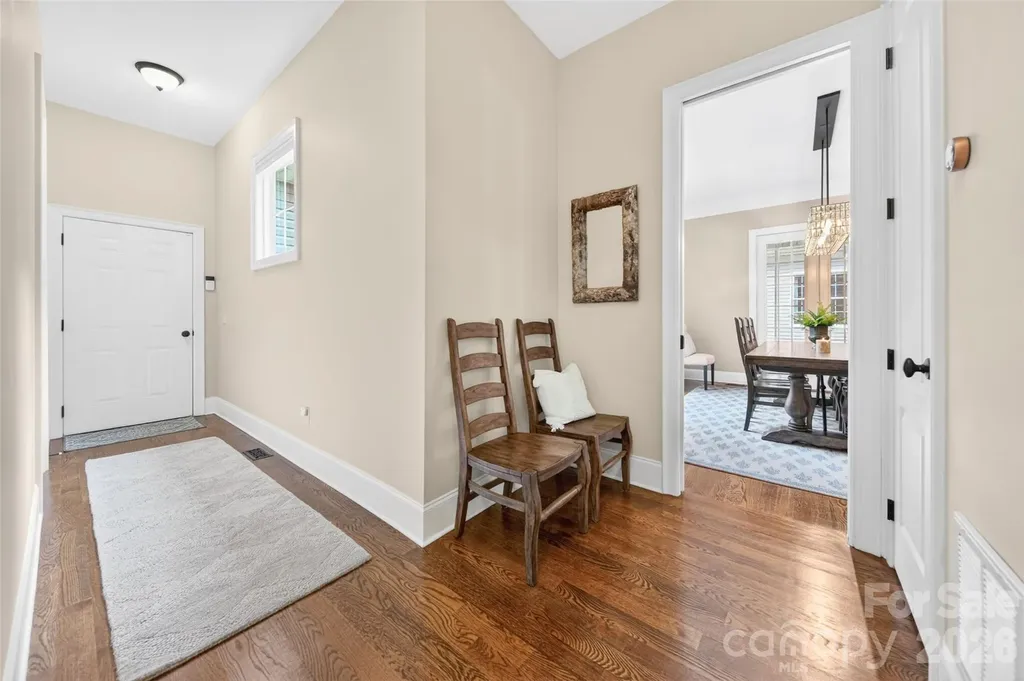 2932 Oakdale Road Charlotte NC 28216