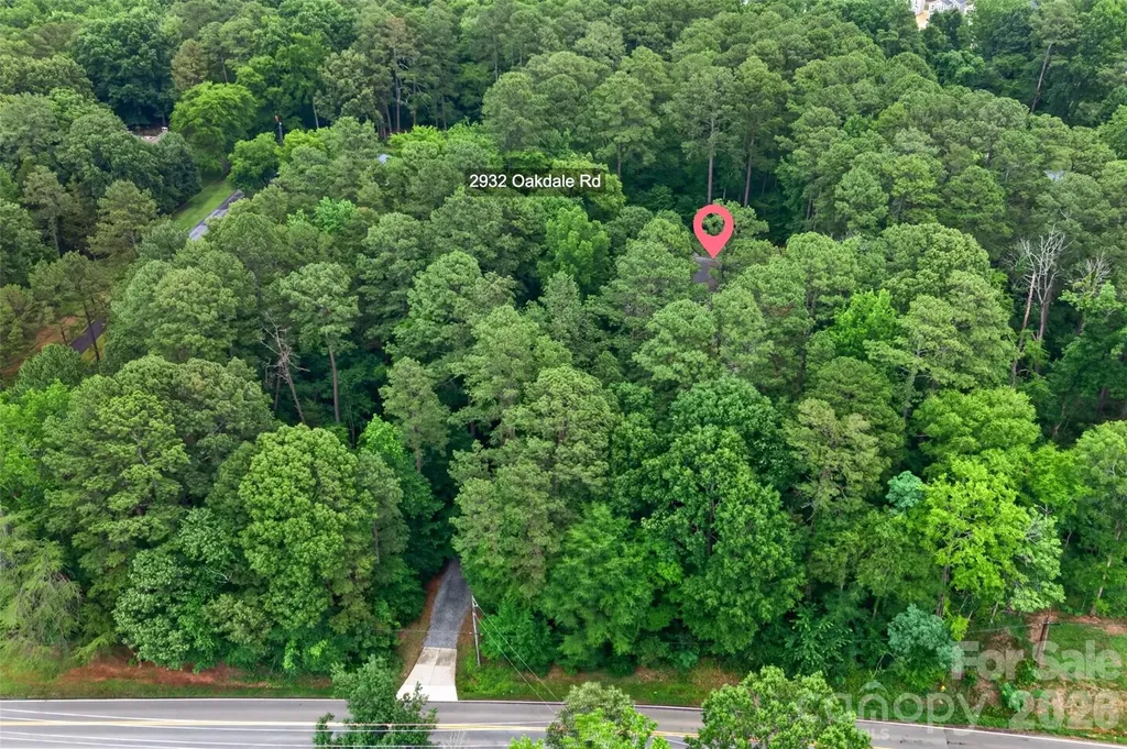 2932 Oakdale Road Charlotte NC 28216