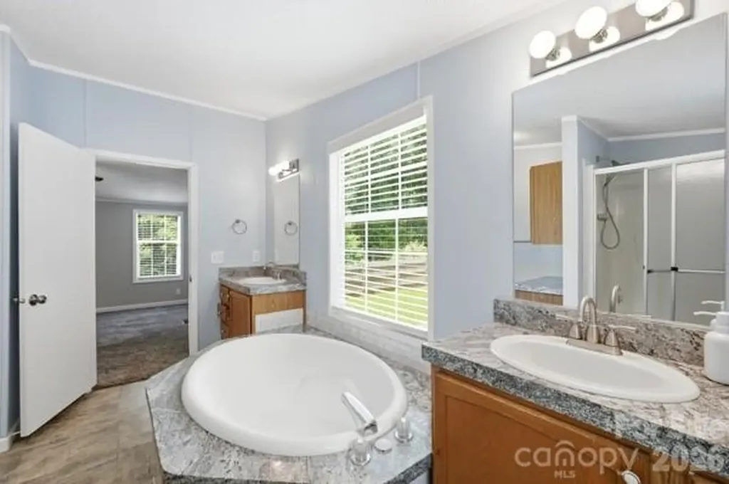 864 Stowe Lane Gastonia NC 28056