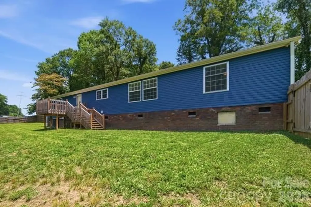 864 Stowe Lane Gastonia NC 28056