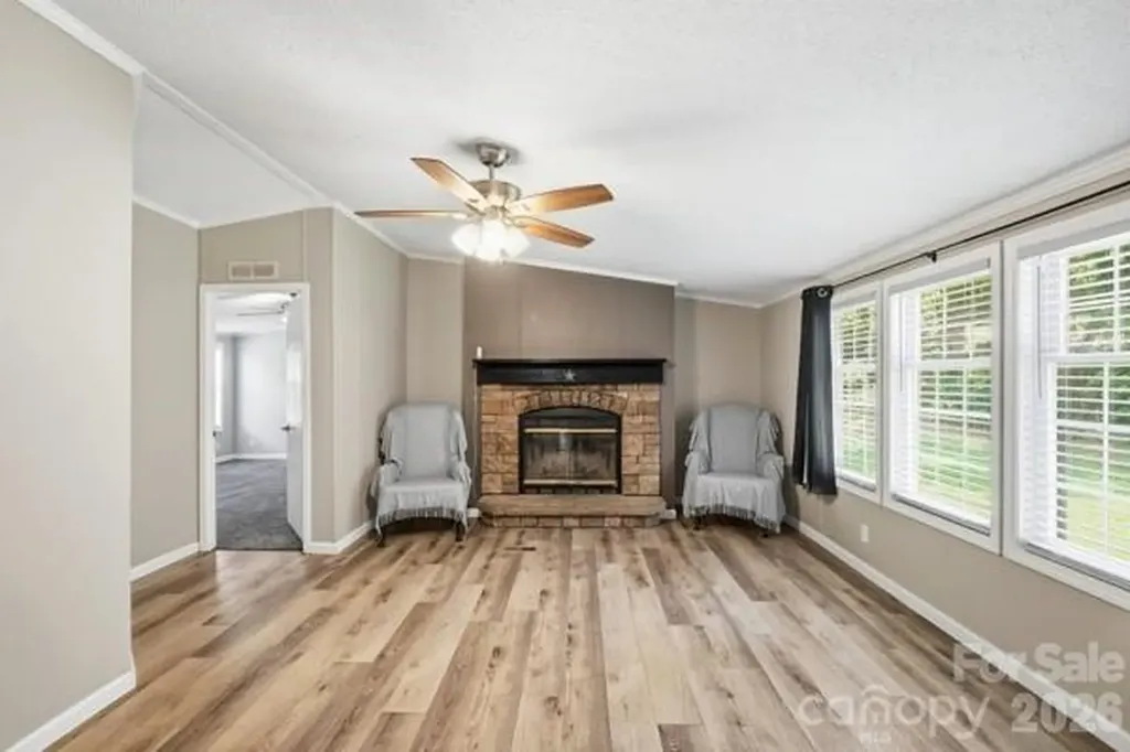 864 Stowe Lane Gastonia NC 28056
