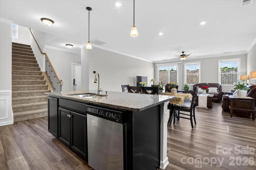 6629 Meridale Forest Drive Charlotte NC 28269