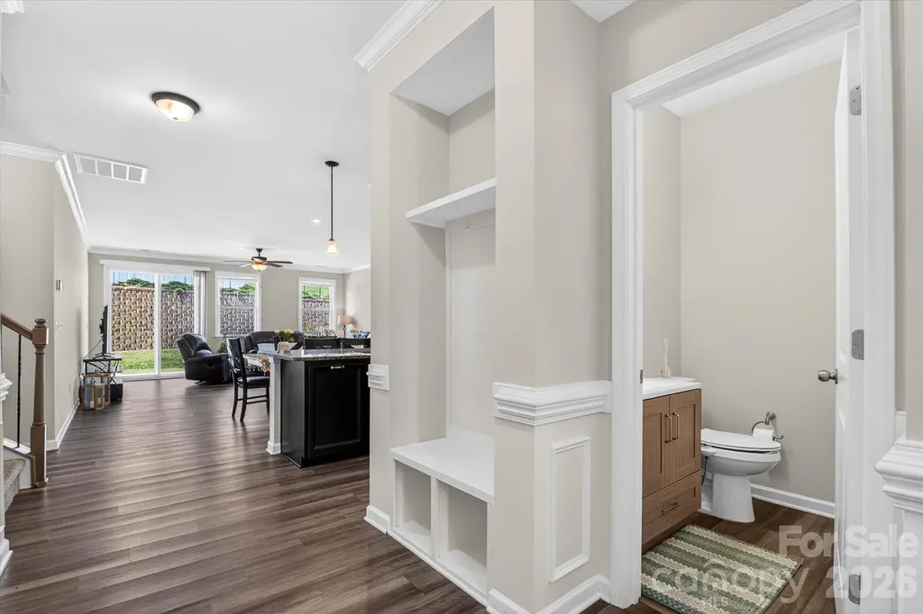 6629 Meridale Forest Drive Charlotte NC 28269
