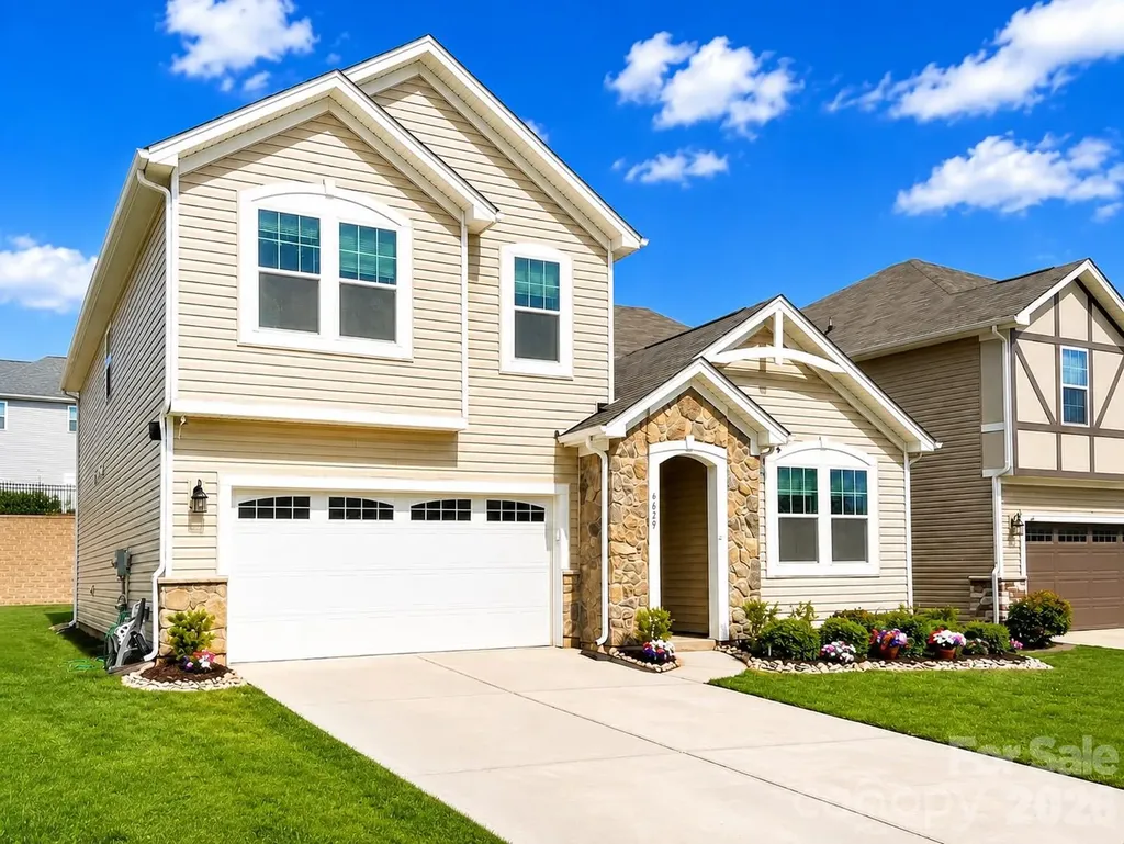 6629 Meridale Forest Drive Charlotte NC 28269