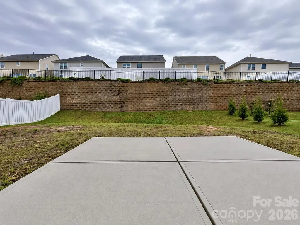 6629 Meridale Forest Drive Charlotte NC 28269