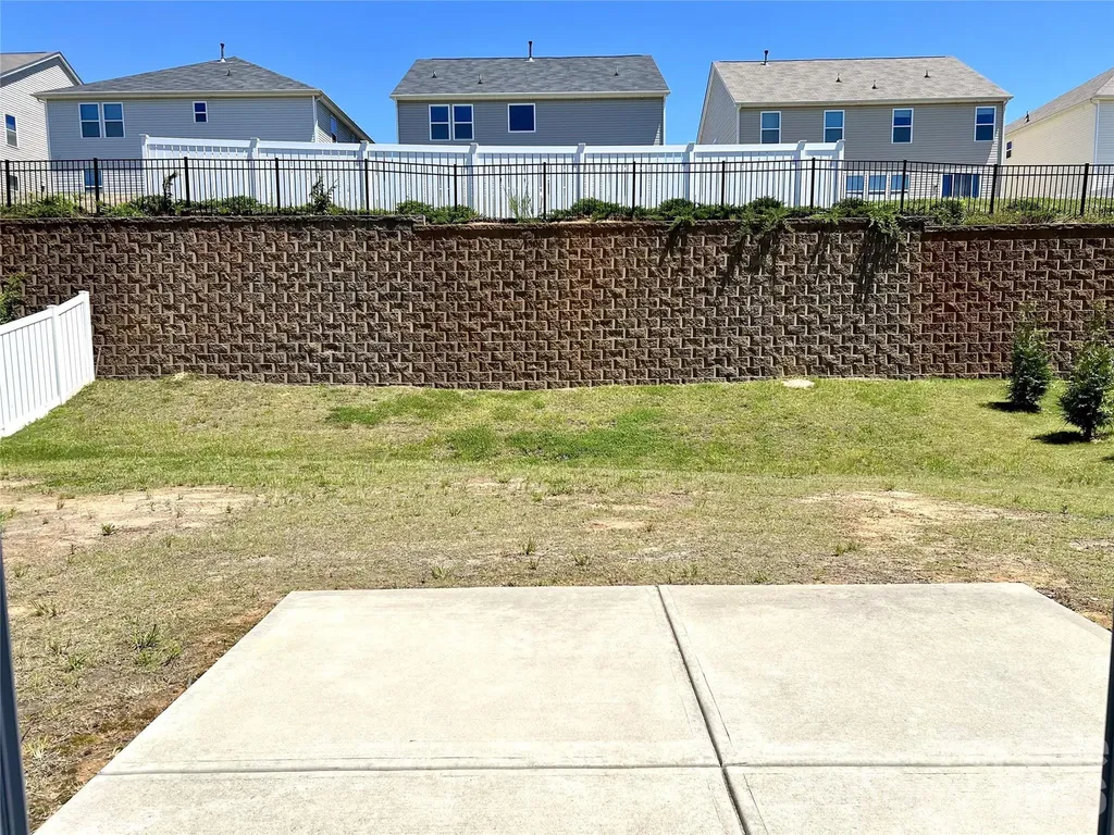 6629 Meridale Forest Drive Charlotte NC 28269