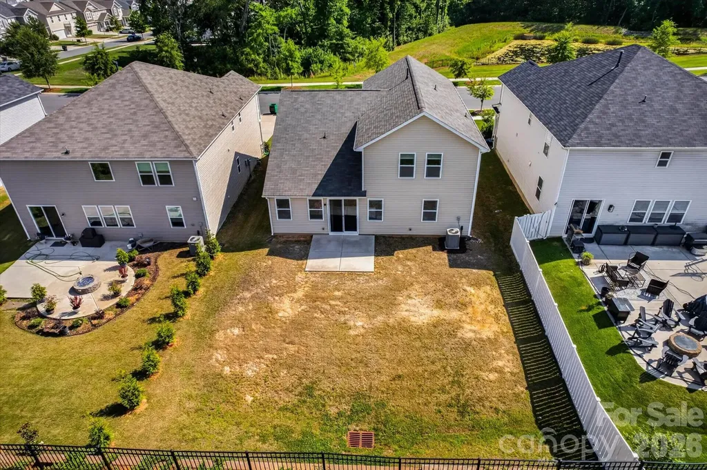 6629 Meridale Forest Drive Charlotte NC 28269