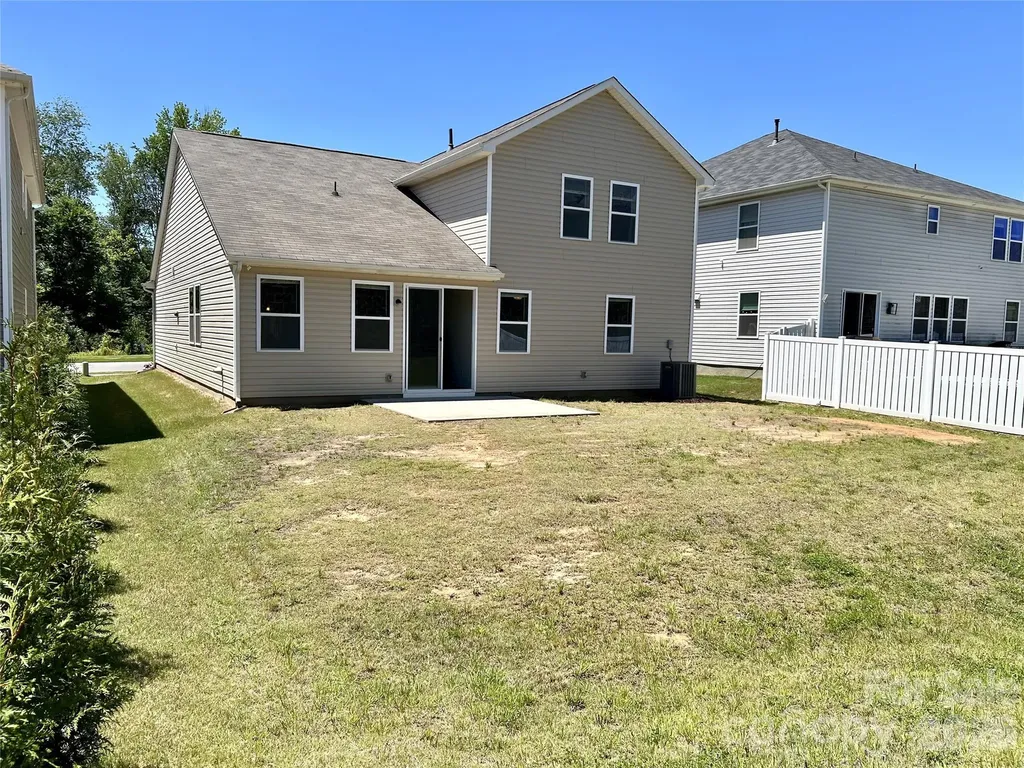 6629 Meridale Forest Drive Charlotte NC 28269