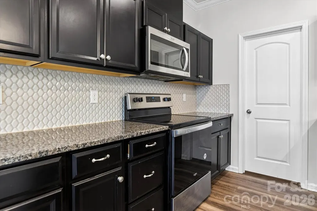 6629 Meridale Forest Drive Charlotte NC 28269