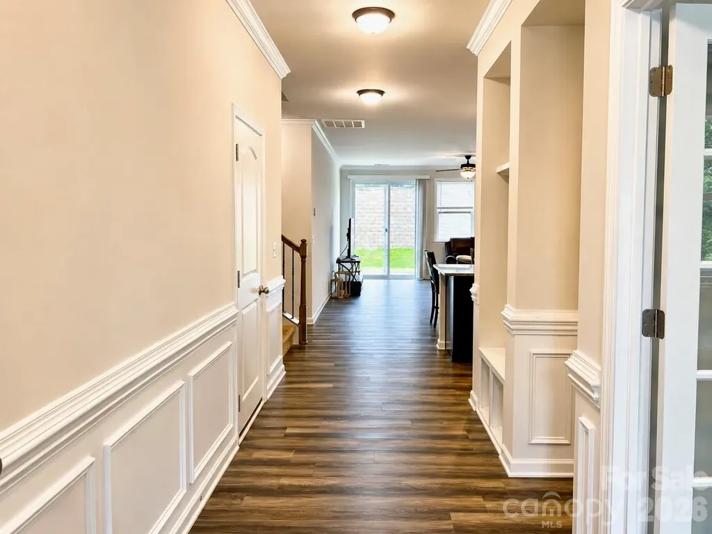 6629 Meridale Forest Drive Charlotte NC 28269