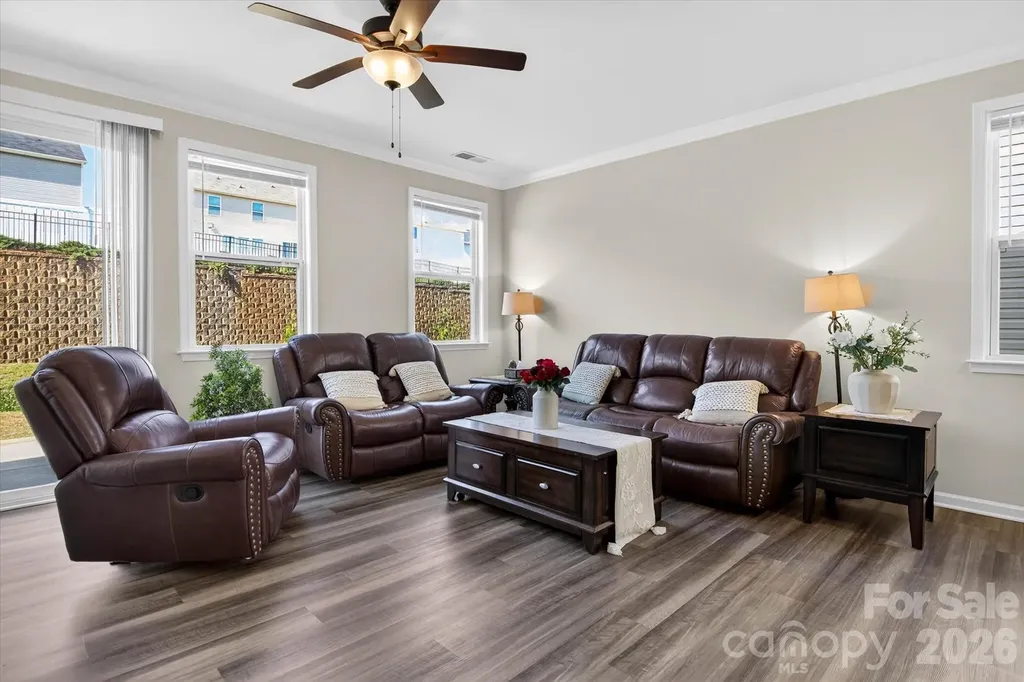 6629 Meridale Forest Drive Charlotte NC 28269