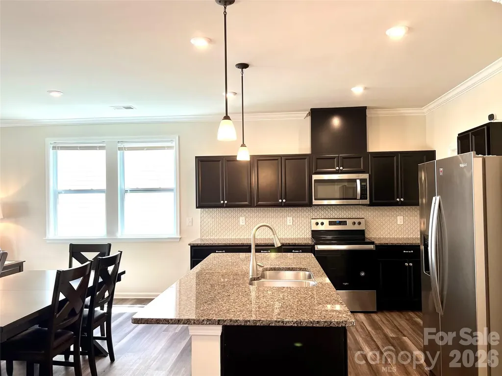 6629 Meridale Forest Drive Charlotte NC 28269