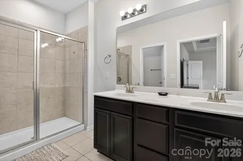 6629 Meridale Forest Drive Charlotte NC 28269