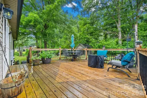 1208 Crowders Mountain Road Bessemer City NC 28016