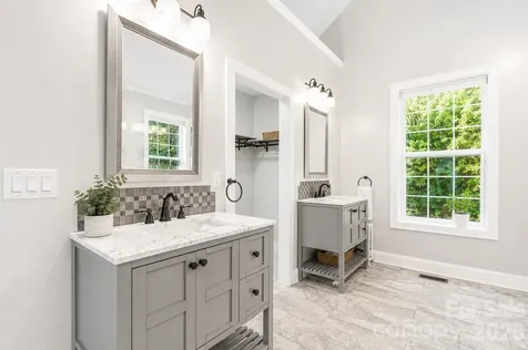 60 Hawks Pointe Lane Weaverville NC 28787