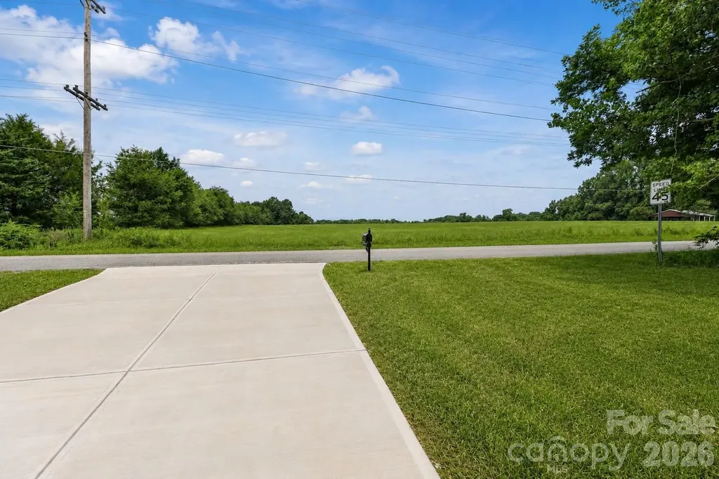 237 Third Creek Road Statesville NC 28677