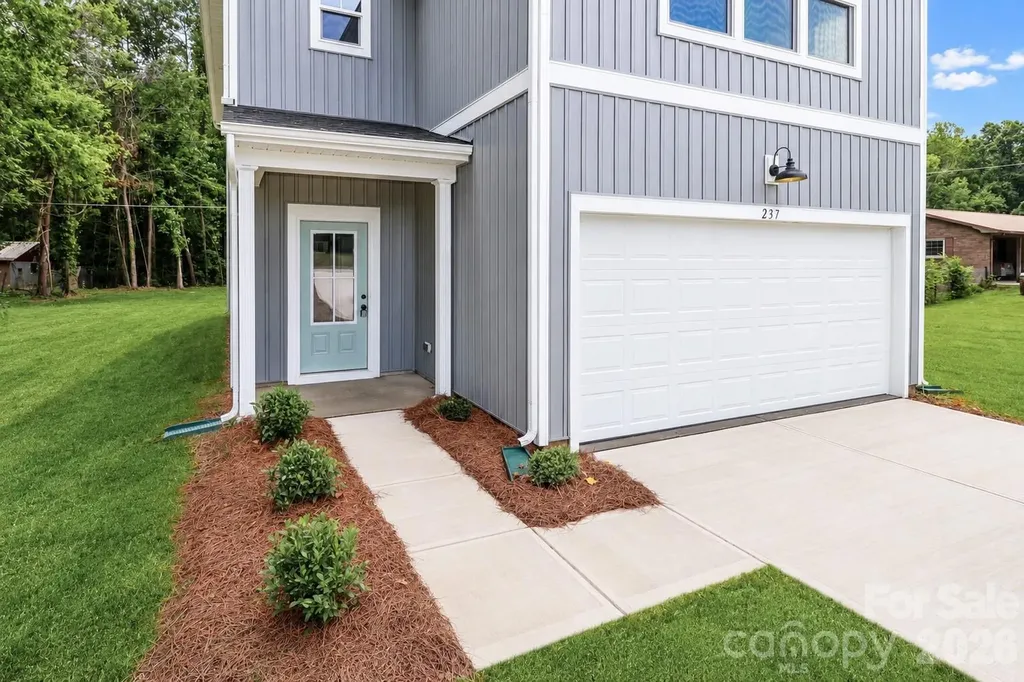 237 Third Creek Road Statesville NC 28677