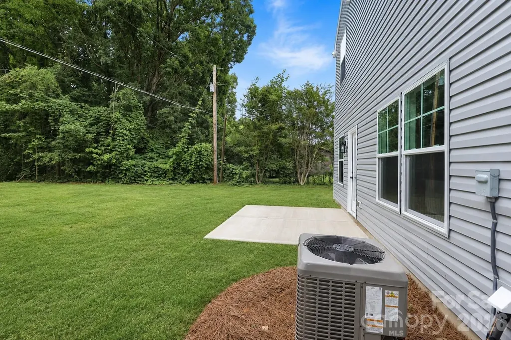 237 Third Creek Road Statesville NC 28677