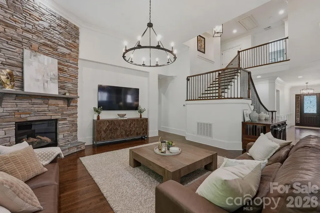221 Glenmoor Drive Waxhaw NC 28173