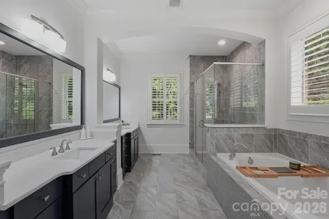221 Glenmoor Drive Waxhaw NC 28173