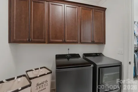 221 Glenmoor Drive Waxhaw NC 28173