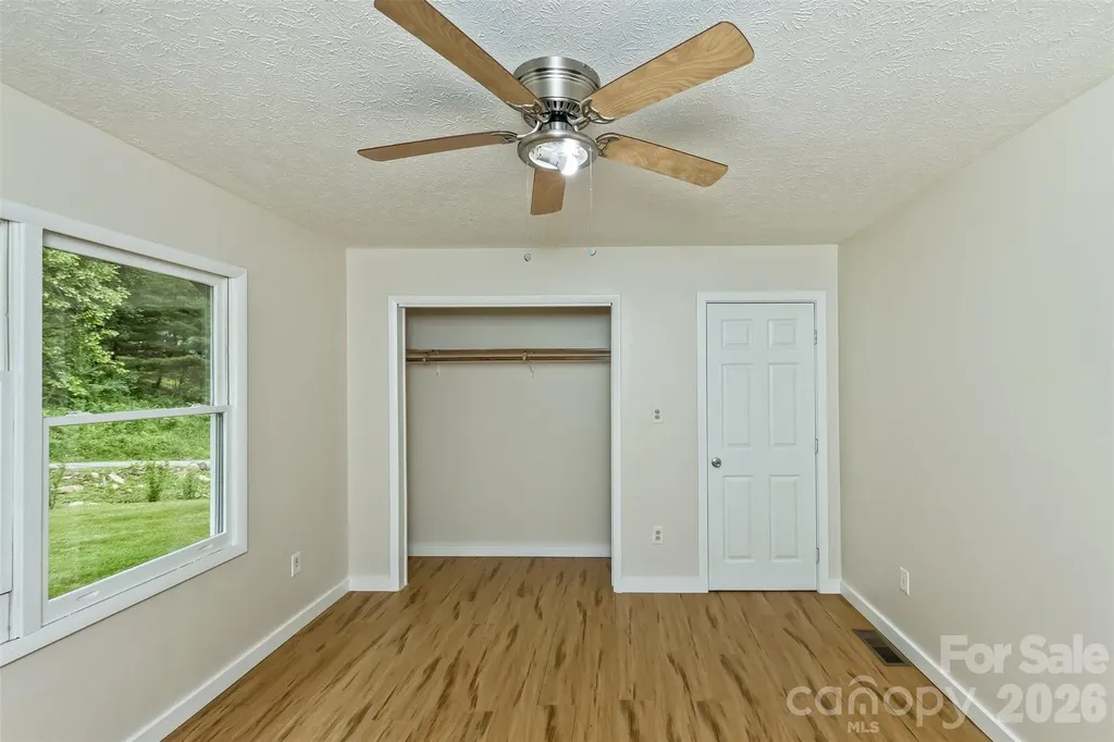 47 Fir Circle Canton NC 28716